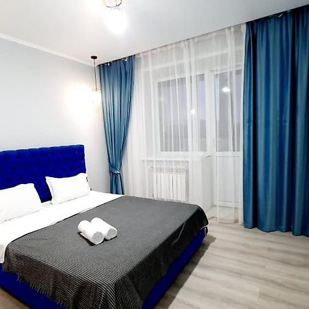 1 Ком Квартира Аблайхана 1 Köksjetau Exteriör bild