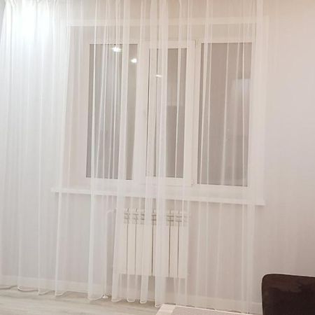 1 Ком Квартира Аблайхана 1 Köksjetau Exteriör bild